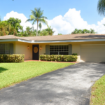 Real Estate Market Highlights: Key Trends, Luxury Homes, and Economic Shifts