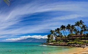 Hotels and shopping centers, in for investors in Hawaii