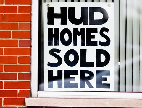 More than 3,00 HUD homes are available in Florida alone