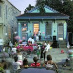 Study: Friendly Neighbors are Good for the Heart