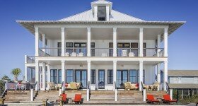 large-home-389271_640