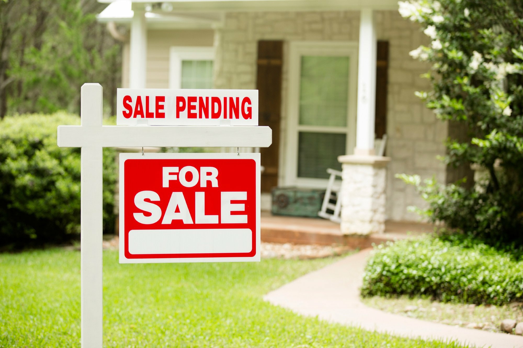 pending-home-sales-rise-boosts-housing-market-optimism