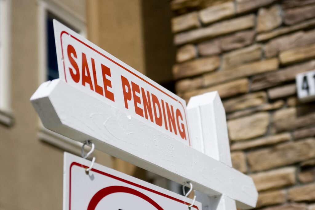iStock pending home sale Large