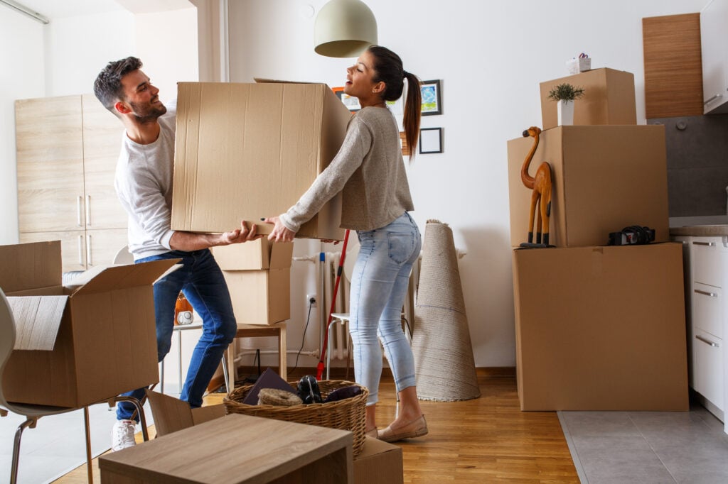 How to Eliminate Some Stress While Unpacking From a Long Move